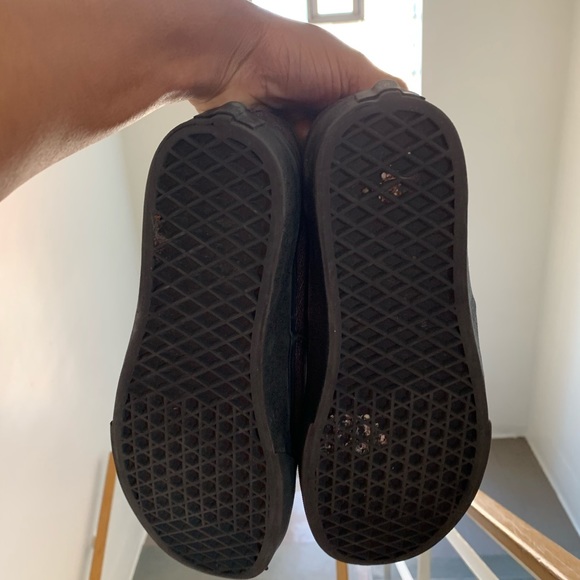 Vans - Picture 4 of 4